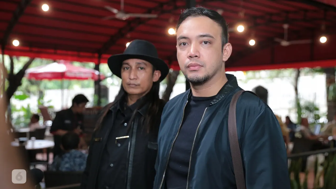 [Bintang] Sandy Tumiwa