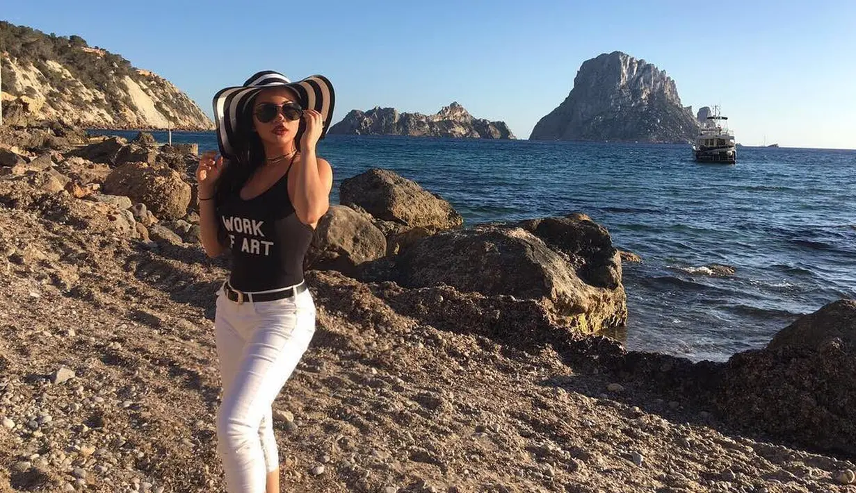 (Instagram/arieltatum)