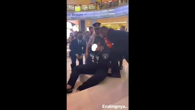 Warganet Bongkar Deretan Aksi Pria Gempal Ngamuk di Tempat Umum Selain di Stasiun Manggarai