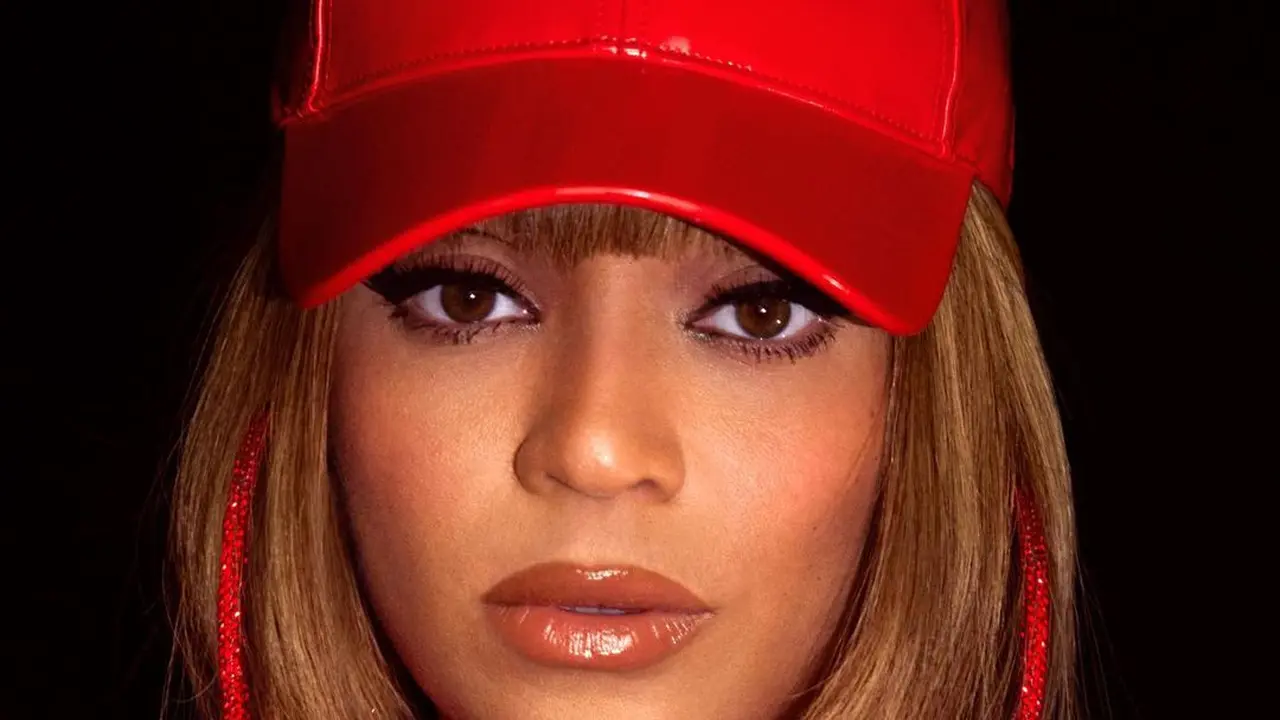 Beyonce Potong Rambut Model Bob, Warganet Sebut Mirip Anna Wintour