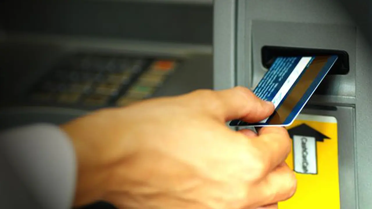 Ini Penyebab Terjadinya Pembobolan Mesin ATM  