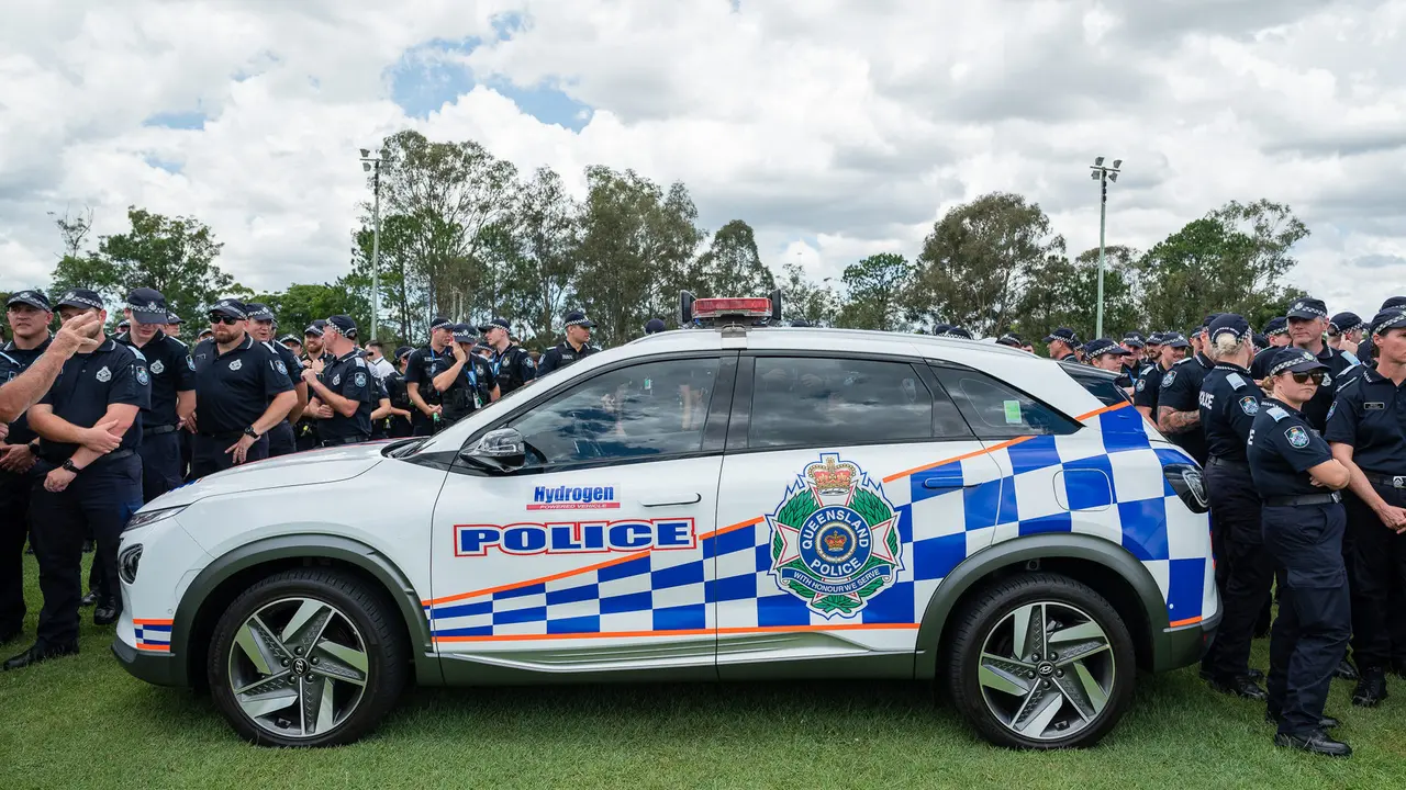 Polisi Australia Dapat Mobil Hidrogen (Carscoops)