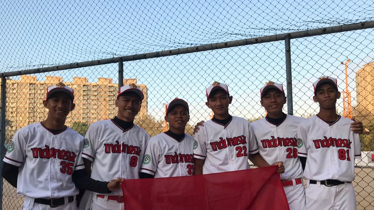 Timnas softball Indonesia U-19