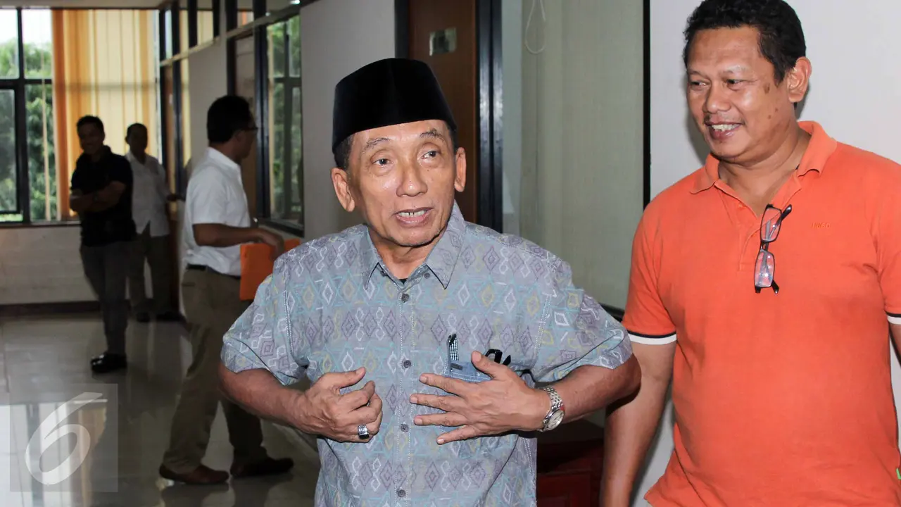 Ekspresi Fuad Amin Saat Mendengarkan 13 Saksi