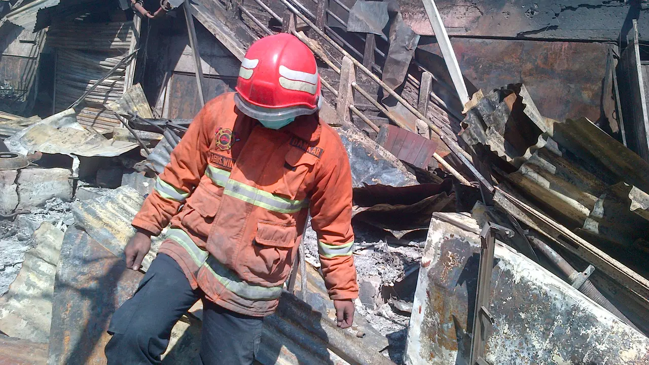 Kebakaran di Pasar Johar Semarang