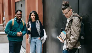 9 Hal yang Tidak Disukai Orang yang Sangat Sensitif, Paling Dihindari