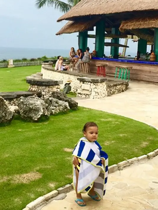 (Via Instagram/@Titikamall)