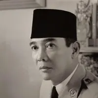 Kata mutiara dari sang Presiden pertama Indonesia, Ir. Soekarno bikin kamu makin semangat menjalani hidup. (via: jassmerah.org)
