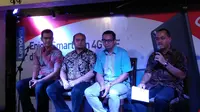 [Kiri-Kanan] Adrie S. Suhadi, Country Lead for Smartphone, Lenovo Indonesia; Merza Fachys, Presiden Direktur Smartfren; Anvid Erdian, 4P Manager MBG Lenovo Indonesia; dan Soekotjo, Head of Device Smartfren (Liputan6.com/Agustinus Mario Damar)