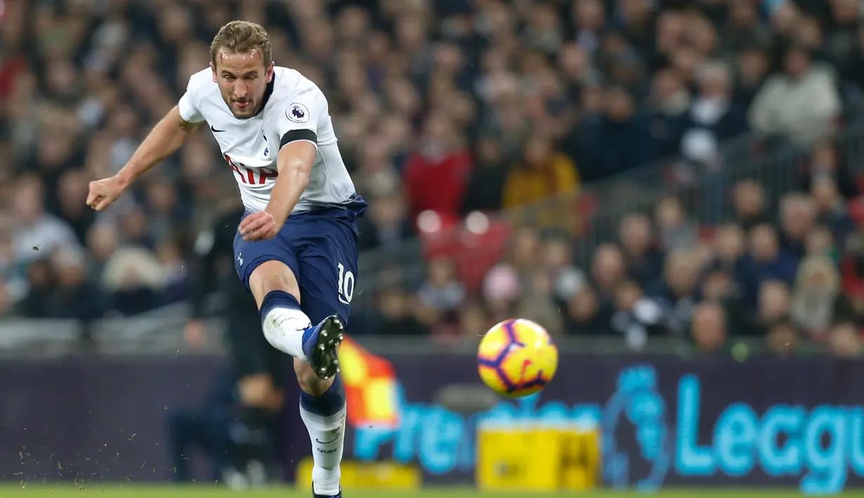 6. Harry Kane (Tottenham Hotspur) - 7 gl dan 1 assist (AFP/Ian Kington)