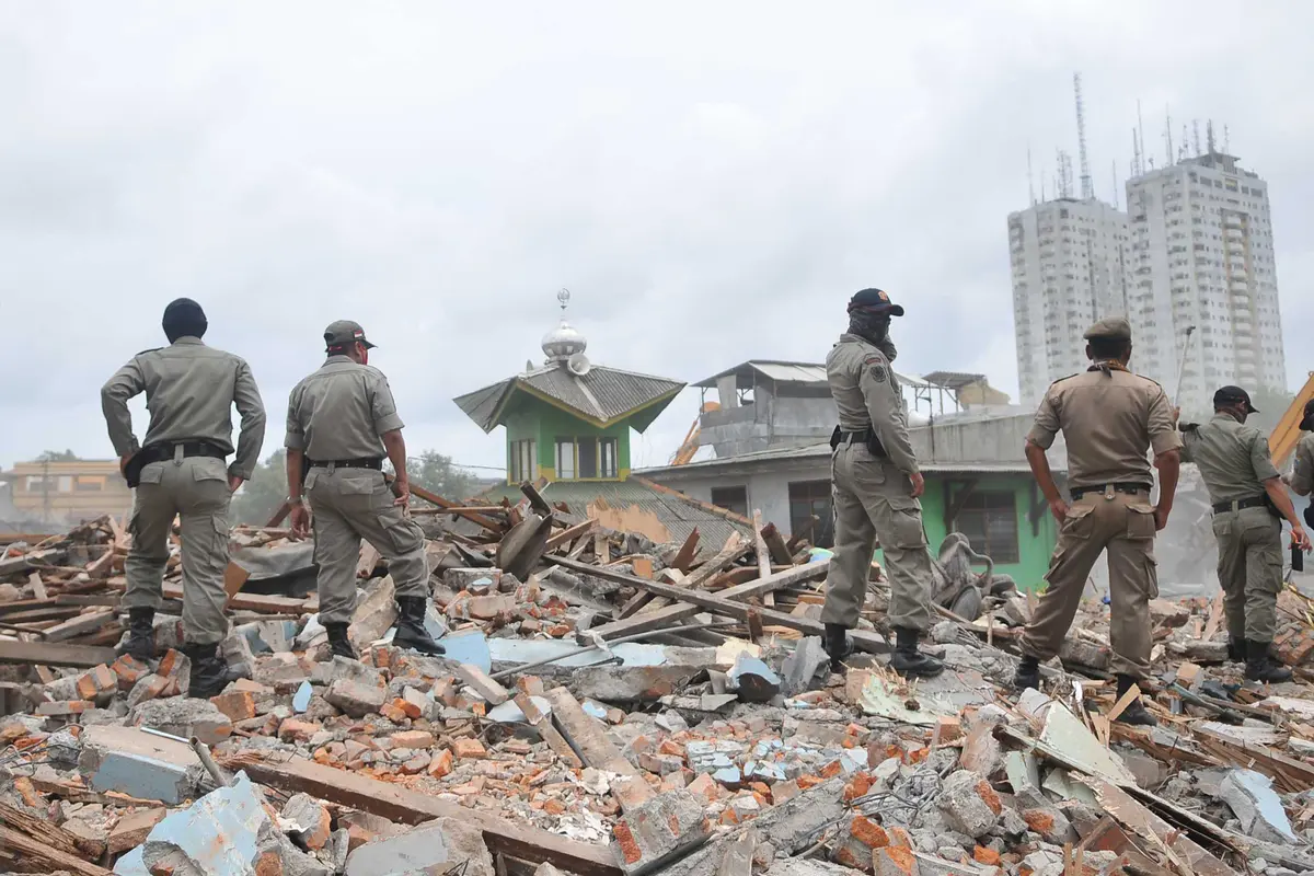 20160229-Akhirnya Kawasan Kalijodo Telah Rata Oleh Tanah