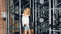 Lantunan Ayat Suci Muncul Lagi di Lagunya, CL 2NE1 Minta Maaf