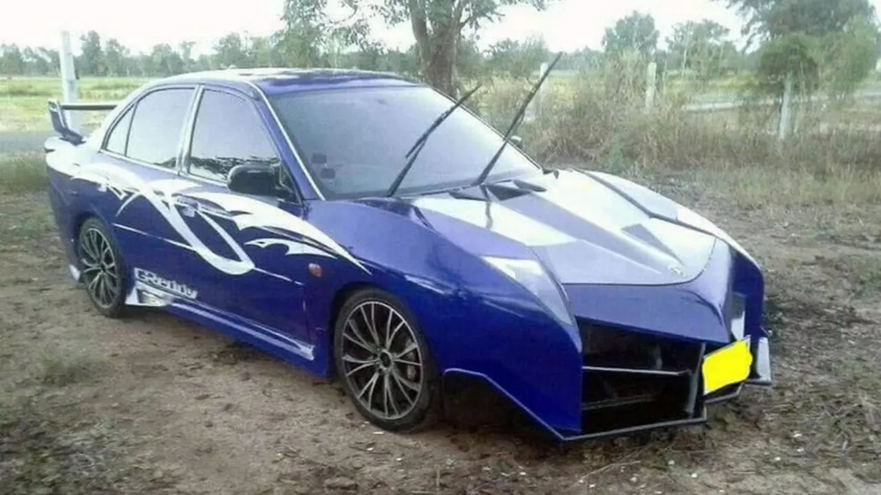 Mitsughini Lancerrari