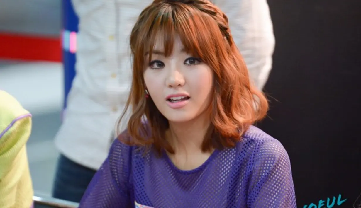 EunB merupakan personel dari girlband Ladies Code. Ia meninggal dunia setelah mengalami kecelakaan maut menuju Incheon. (Foto: hellokpop.com)