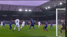 Berita video gawang Leicester City dibobol dengan tendangan voli dari bek Swansea City, Alfie Mawson. This video presented by BalBall.