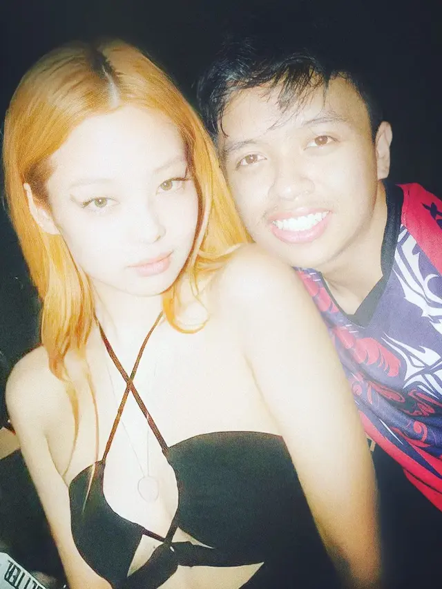 6 Editan Foto Pria Bareng Artis Cewek Korea Ini Imajinatif, Halu Banget