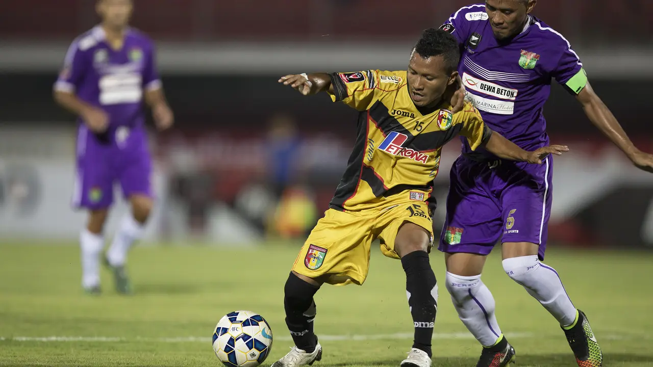 Persita VS Mitra Kukar