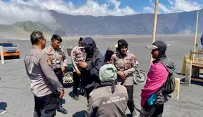 Bromo Kembali Dibuka, Polisi Perketat Patroli Cegah Kebakaran Hutan