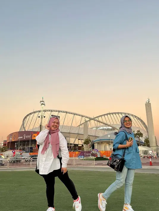 Lala sendiri sangat menikmati perjalanannya ke Qatar kali ini. Kini ia sudah terbiasa pergi ke luar negeri karena sering diajak oleh Nagita Slavina dan Raffi Ahmad. (Liputan6.com/IG/@shela_lala96)