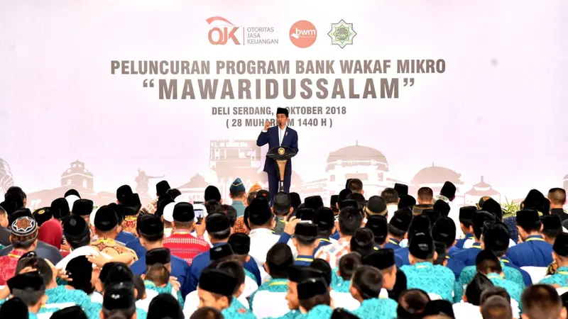 Presiden Jokowi meresmikan program Bank Wakaf Mikro (BWM) Pondok Pesantren Mawaridussalam, di Kecamatan Batang Kuis, Kabupaten Deli Serdang, Sumatera Utara. (Setpres)