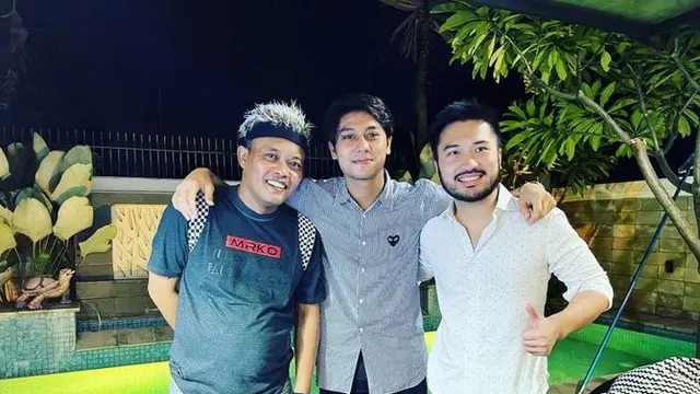 Sule Pakai Bandana