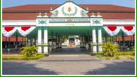 Ngarso Dalem Artinya: Makna Sapaan Kehormatan Tertinggi untuk Sultan Yogyakarta