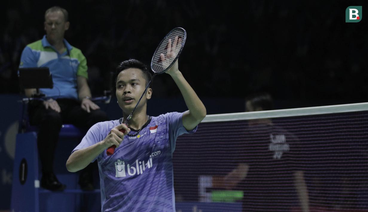 Tunggal putra Indonesia, Anthony Sinisuka Ginting, melakukan selebrasi usai mengalahkan wakil Belanda, Mark Caljouw, pada Indonesia Open di Istora Senayan, Rabu, (4/7/2018). Anthony Ginting menang 21-9, 21-17. (Bola.com/M Iqbal Ichsan)
