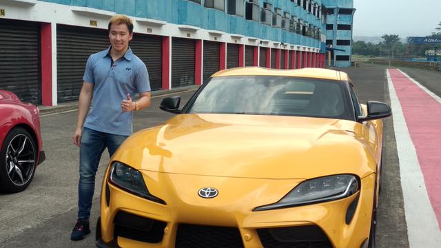 Marcus Gideon dengan Toyota Supra miliknya