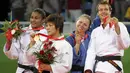 Berbagai medali pun pernah ia dapatkan seperti Rio de Janeiro (2007), Olympic Games Beijing (2008) dan Buenos Aires (2006). Secara keseluruhan, Ronda telah 12 kali menang di olahraga cabang bela diri. (Bintang/EPA)