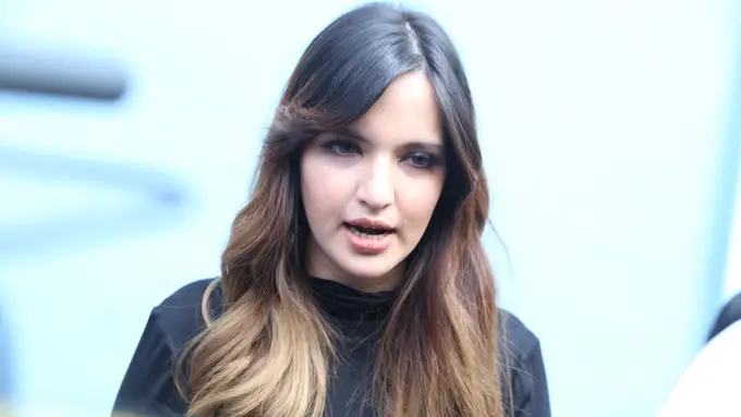 [Bintang] Nia Ramadhani