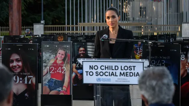 Meghan Markle Berbusana Serba Hitam, Bawa Pesan Bahaya Perundungan Online