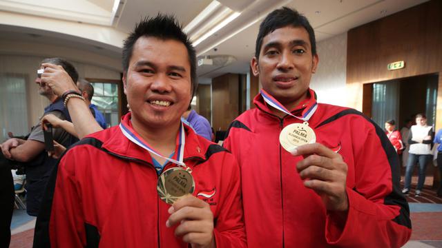 David Jacobs dan Komet Akbar