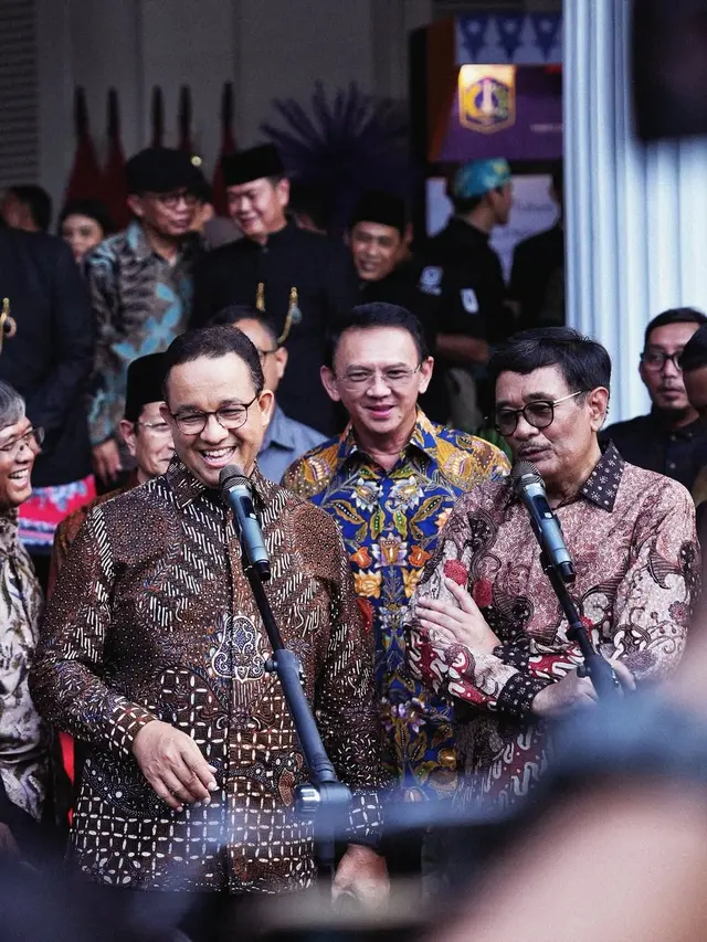Potret Keakraban Anies dan Ahok di Balaikota Jakarta