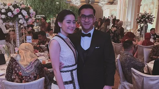 Dapat Porsche saat Ulang Tahun, Ini 7 Potret Mesra Laura Theux dan Sang Kekasih