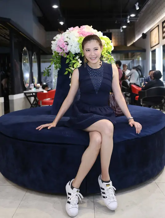 "Ada yang dipilihkan orangtua, tapi kan nggak semudah itu, karena buat seumur hidup. Harus dipertimbangkan dengan baik," kata Olga. (Nurwahyunan/Bintang.com)