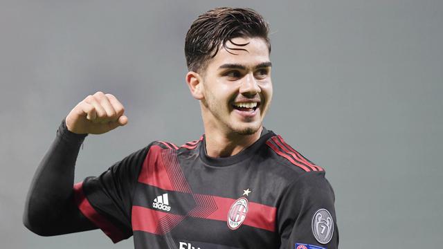 Foto: Deretan Striker Nomor Punggung 9 yang Gagal Bersinar di AC Milan