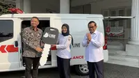 Pramono Terima Ambulans Listrik Pertama untuk DKI, Daya Tempuh 300 Km