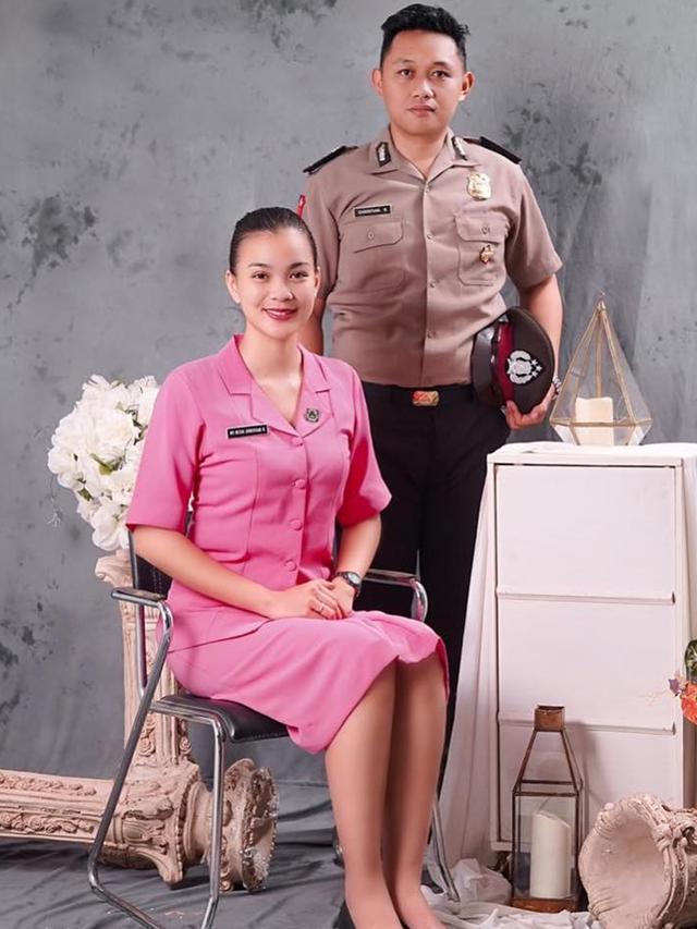 6 Artis Cantik Ini Punya Suami Polisi Harmonis Dan Romantis Hot Liputan6 Com