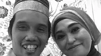 Ustaz Maulana dan Istri. (Instagram.com/m_nur_maulana)