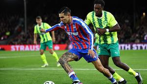 Bek Crystal Palace, Daniel Munoz. (AFP/HENRY NICHOLLS)