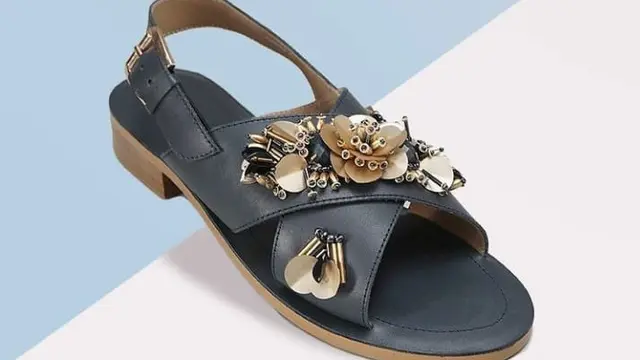 Diary Fimela: Cerita Kara Nugroho, Sukses Bangun Bisnis Sepatu Jewelry hingga Debut di Fashion Scout