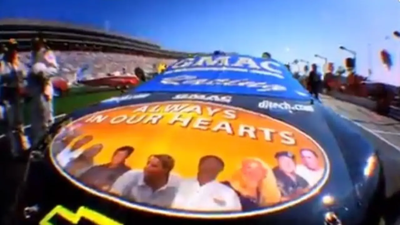 24 Oktober 2004: 10 Orang Tewas dalam Kecelakaan Pesawat yang Melibatkan Eksekutif Tim NASCAR Hendrick Motorsports