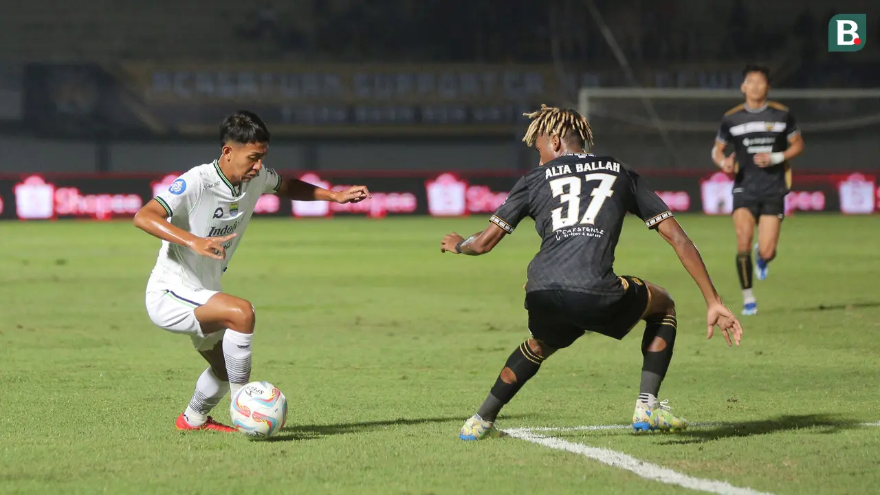 Dewa United vs Persib Bandung - BRI Liga 1 2023/2024