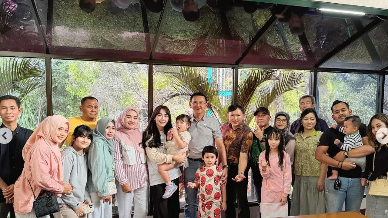 Potret keluarga besar ahok dan puput pada perayaan ulang tahun Yosafat Abimanyu Purnama (Sumber: Instagram/btpnd)