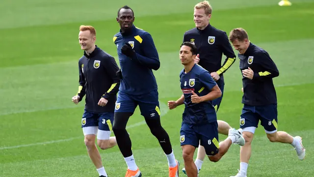 Intip Latihan Pelari Tercepat Usain Bolt Jelang Debut Jadi Pesepak Bola
