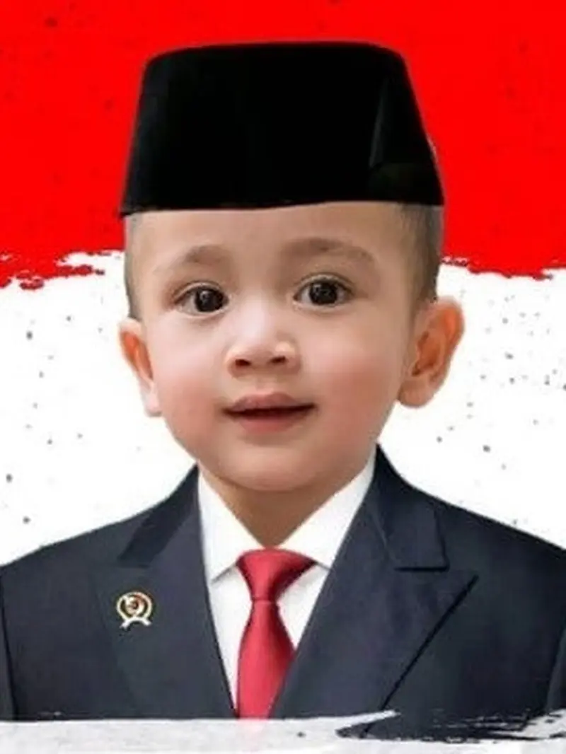 6 Editan Foto Rayyanza Alias Cipung Ini Bikin Ngakak, Ada yang Jadi Presiden