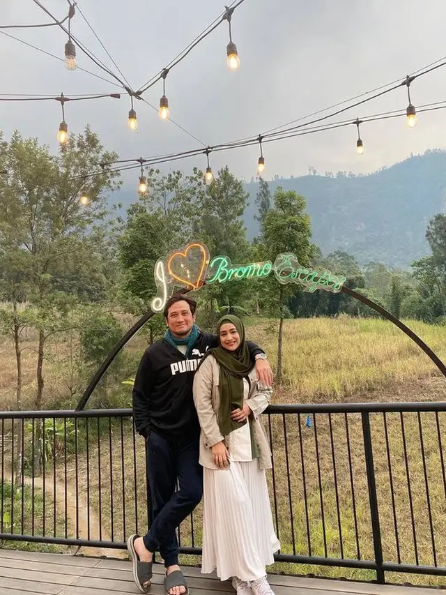 Potret Cindy Fatika Sari dan Teuku Firmansyah (Sumber: Instagram/@cindyfatikasari18)