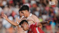 Aksi striker Dewa United, Rafael Struick saat menghadapi Semen Padang dalam laga pekan kedua BRI Super League 2025/2026 di Stadion H. Agus Salim, Padang, Jumat (15/8/2025). (Dok. Dewa United).