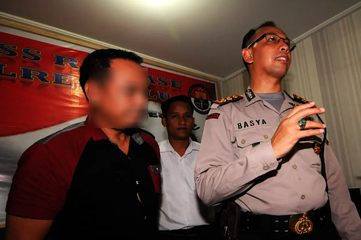 Polisi gadungan