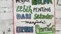 Cerita Garasi dan Teras yang Menjadi Rumah Dunia Gol A Gong 